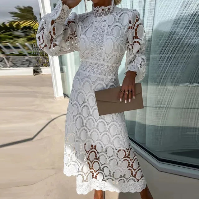 Pariser Sommer-Spitzenkleid