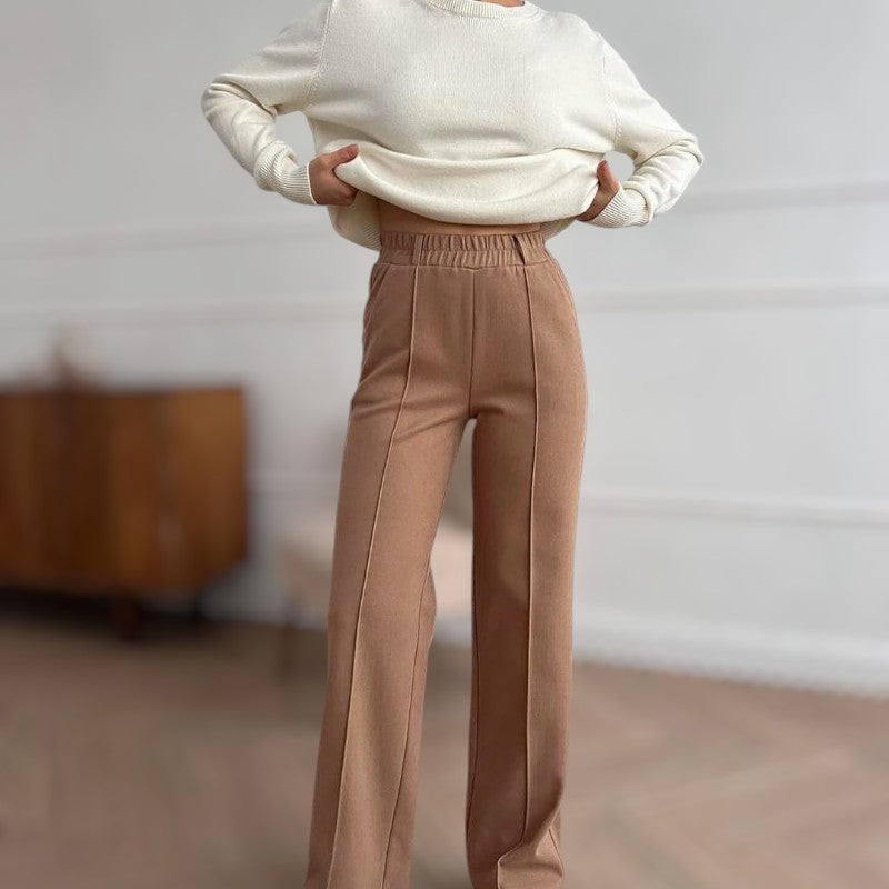 Alice Hose mit weitem Bein