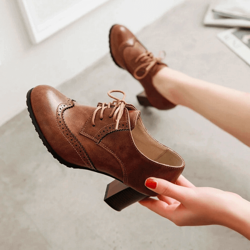 Oxford Lace-Up Heel