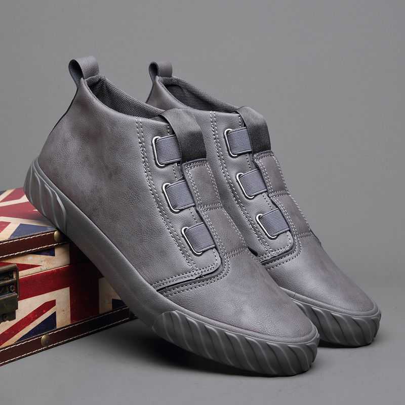 QuickStep Leather Sneaker