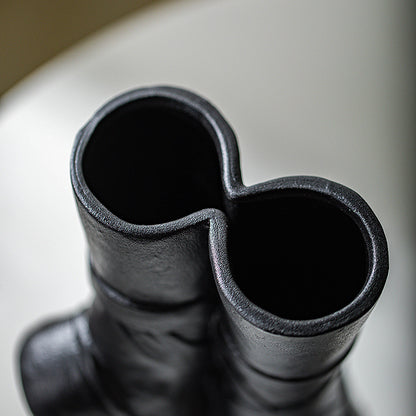The Pointe Sculpture Vase