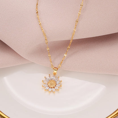 Lumière Bloom Necklace
