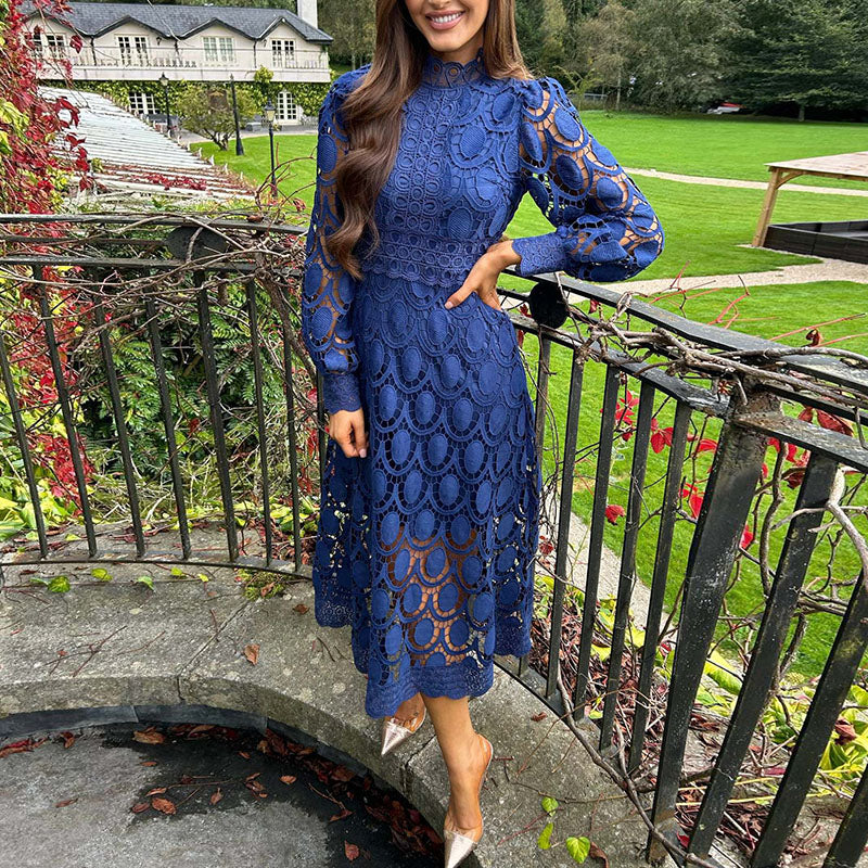 Pariser Sommer-Spitzenkleid