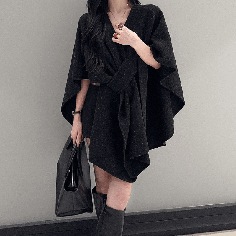Solenne Aurea Cape